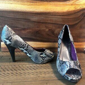 Women's High Heel shoe